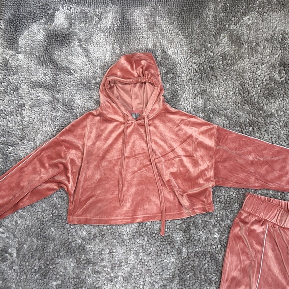 Peach Matching Set ASOS - Picture 2 of 7